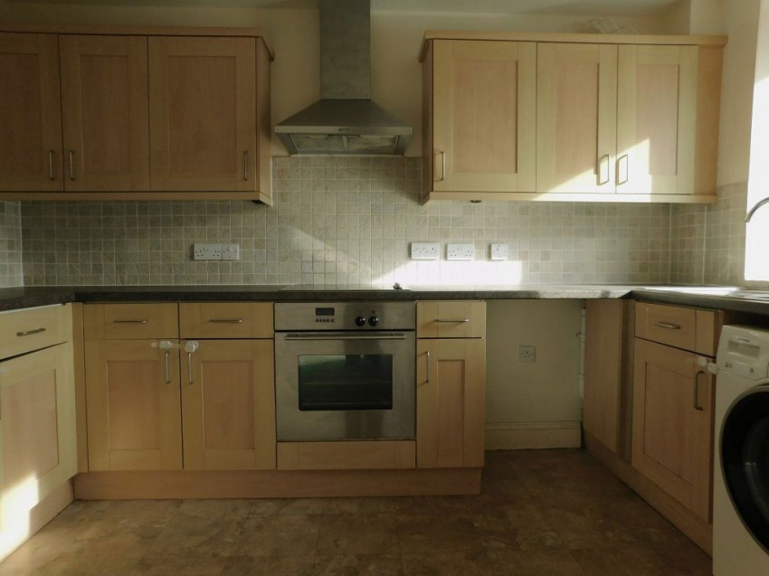 Images for Telham House, Station Approach, Battle