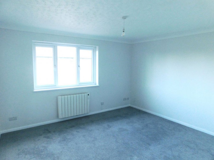 Images for Highgate Court, Hawkhurst, Kent