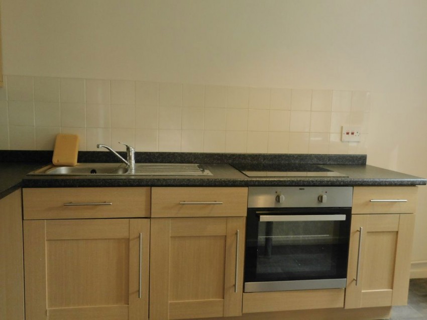 Images for Woodhams Close, Battle