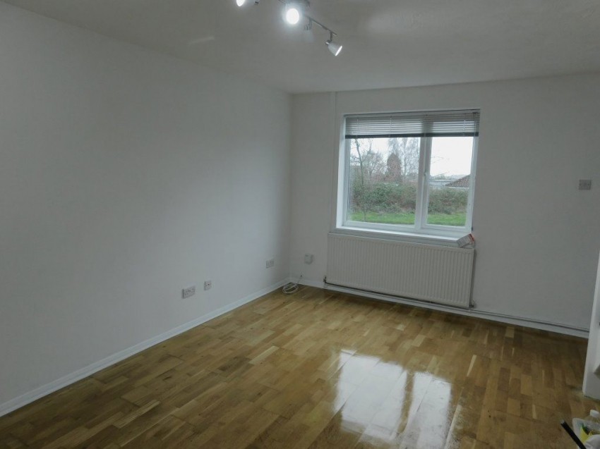 Images for Little Ridge Avenue, East Sussex