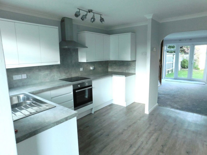 Images for Coombe Shaw, Battle, East Sussex