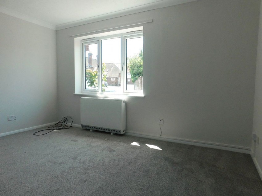 Images for Highgate Court, Hawkhurst, Kent