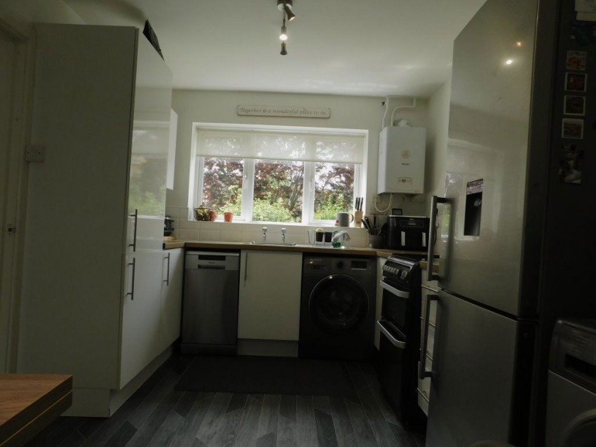 Images for Wren Court, Battle