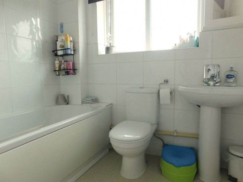 Images for Wren Court, Battle