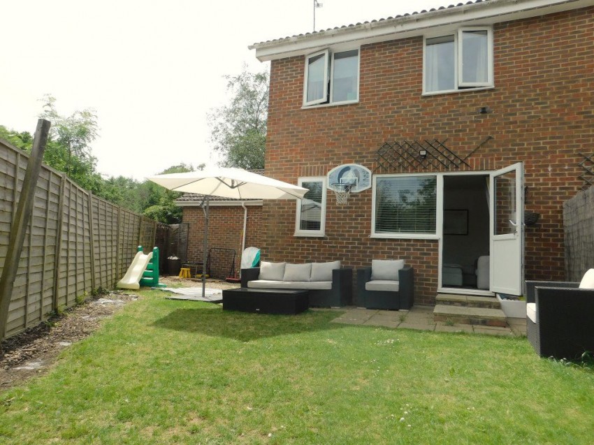 Images for Wren Court, Battle
