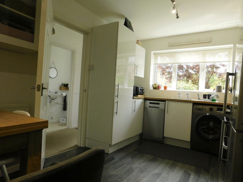 Images for Wren Court, Battle